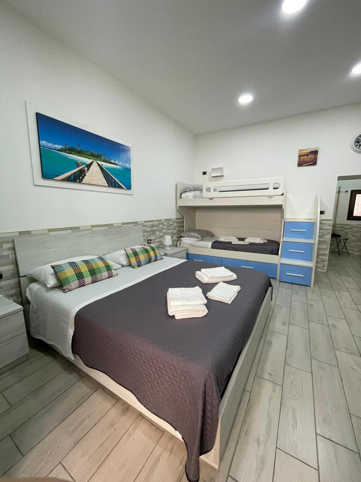 Casa Vacanze Luisa Napels Buitenkant foto